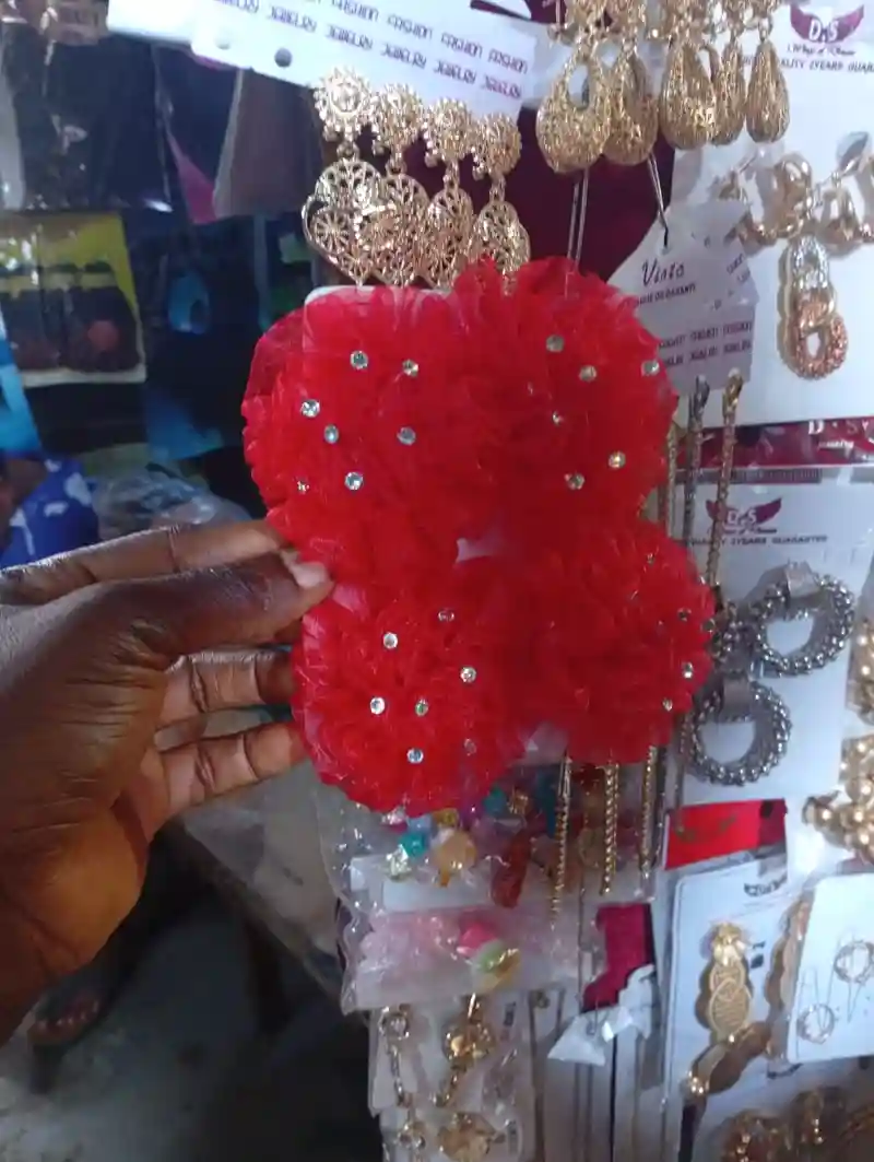 Red Crystal Bloom Earrings (2pcs) 